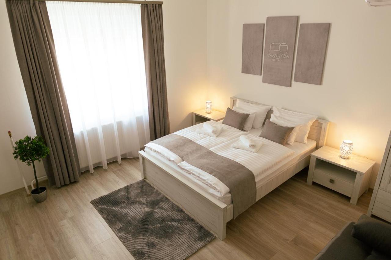 Munkacsy Villa - Szekszárd Екстериор снимка